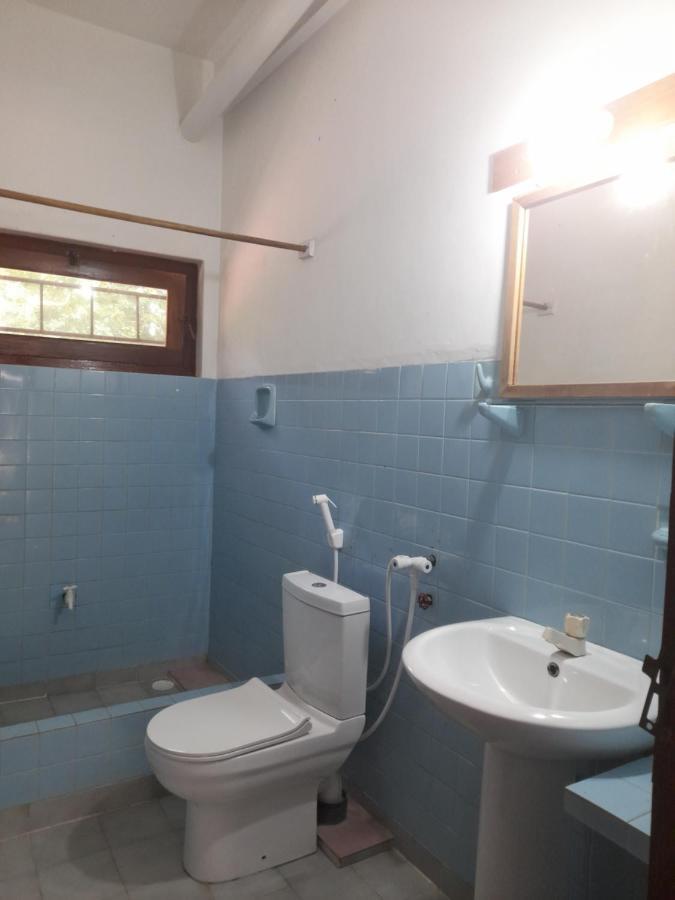 Hotel Santis ヒッカドゥワ エクステリア 写真