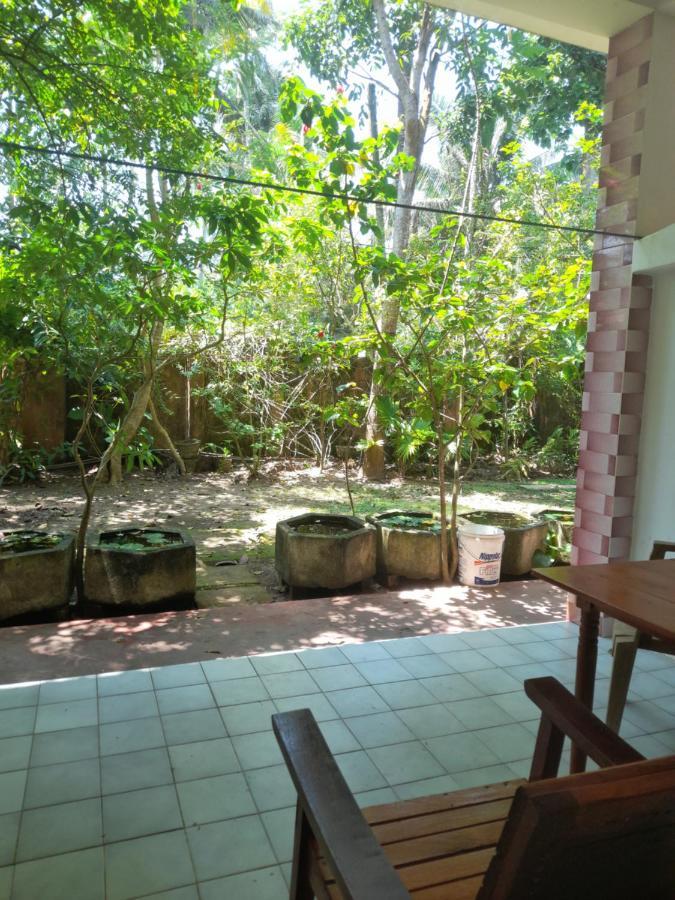 Hotel Santis ヒッカドゥワ エクステリア 写真