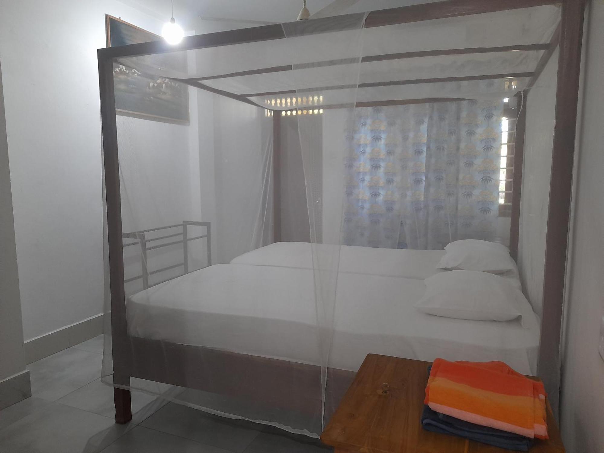 Hotel Santis ヒッカドゥワ エクステリア 写真